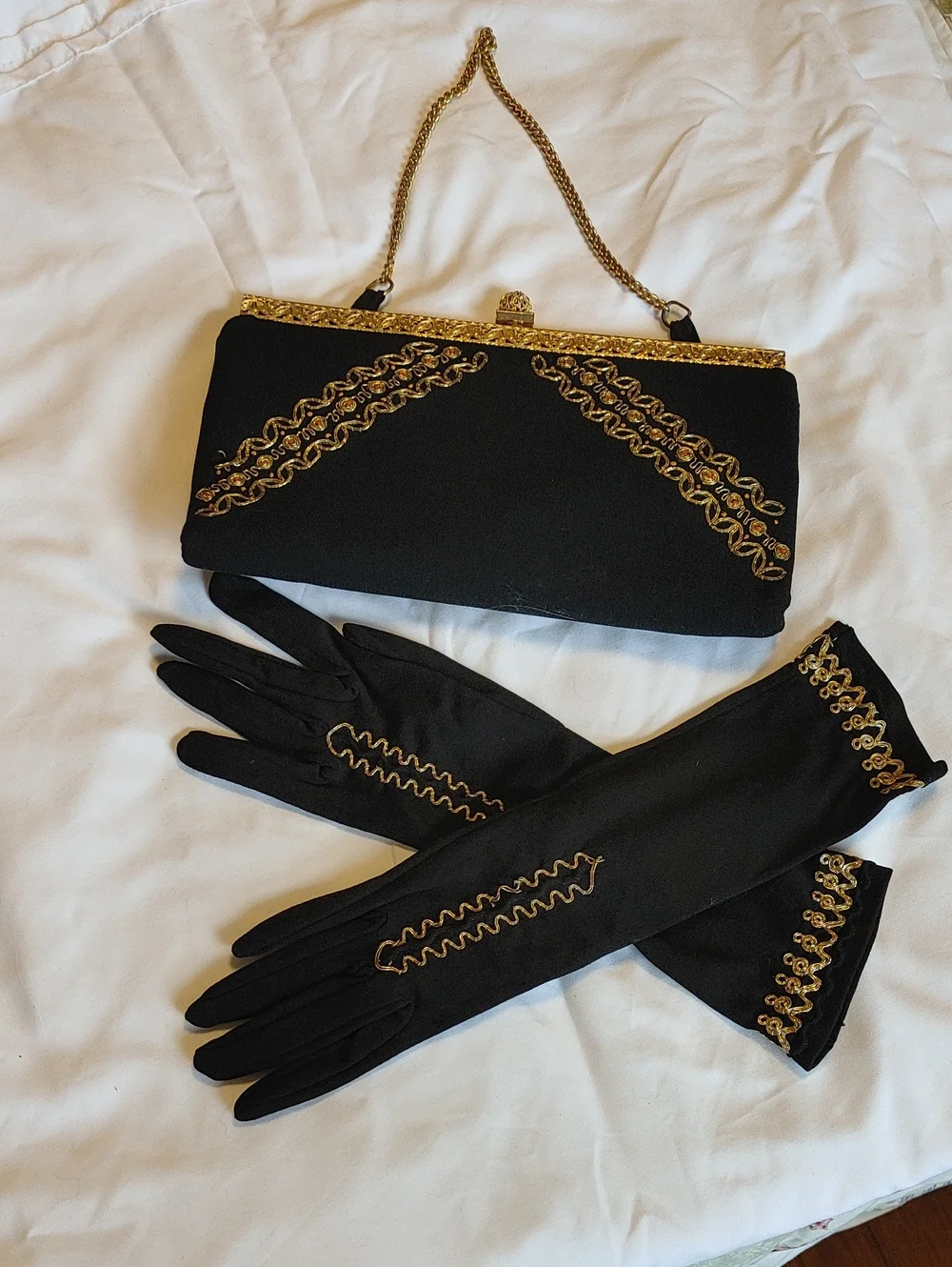 Authentic 1950s Black And Gold Clutch With Matching Gloves